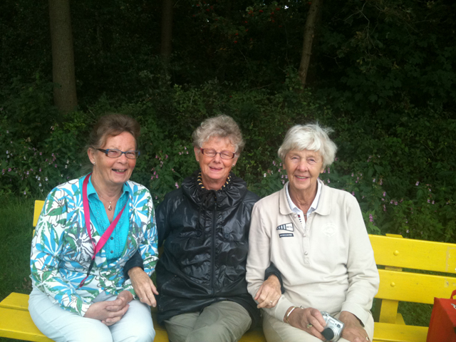 drie oudere dame